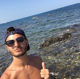Profil de Curt