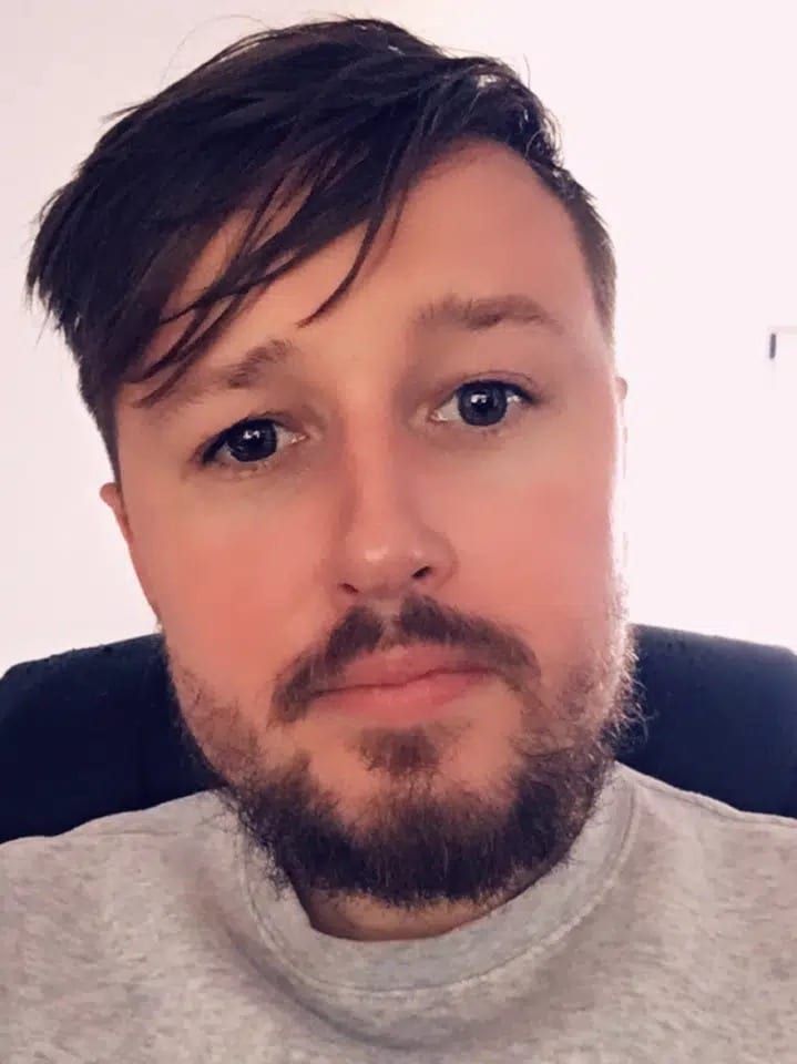 Profil de Adel
